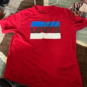 red levi t shirt